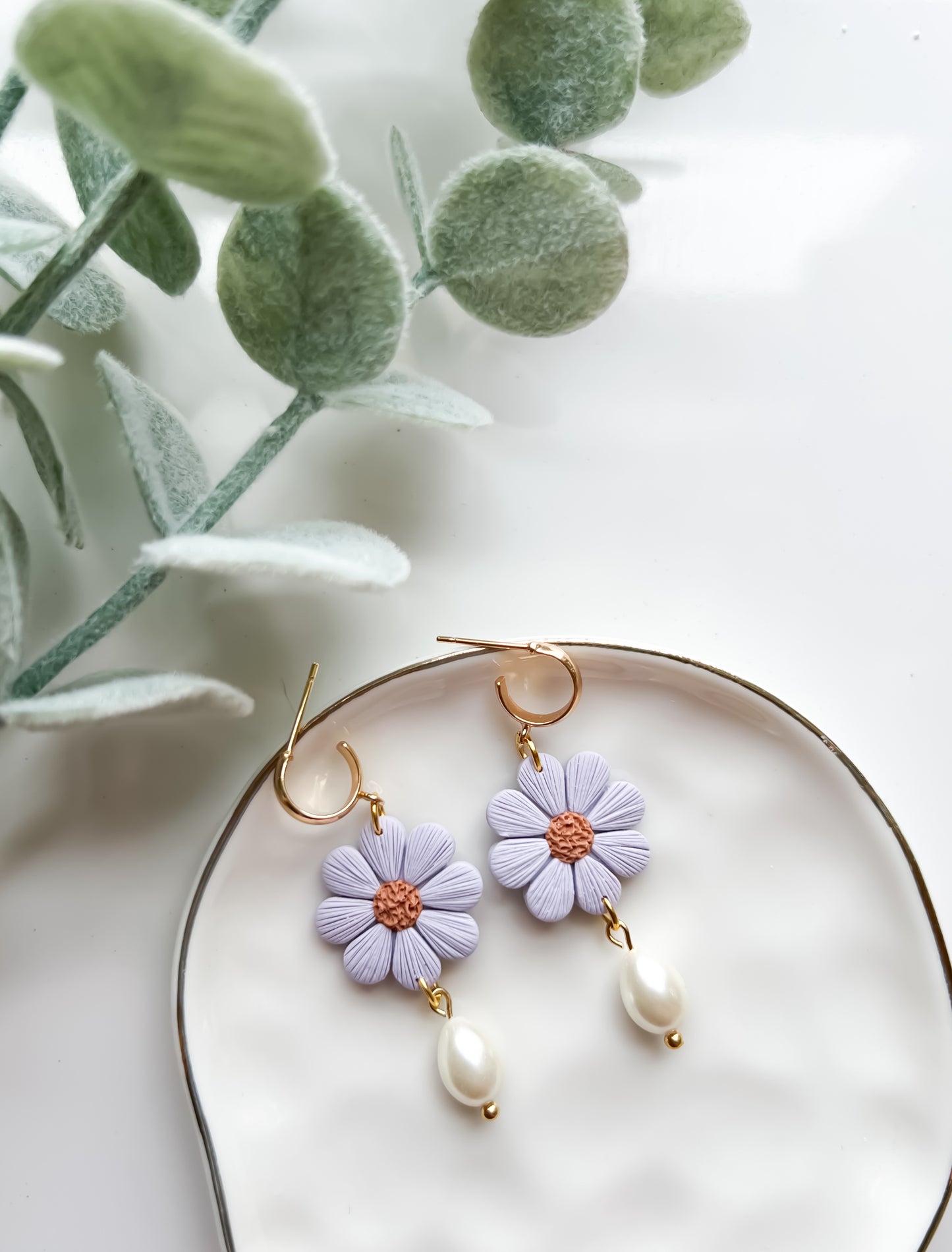 Daisy Drop Dangles