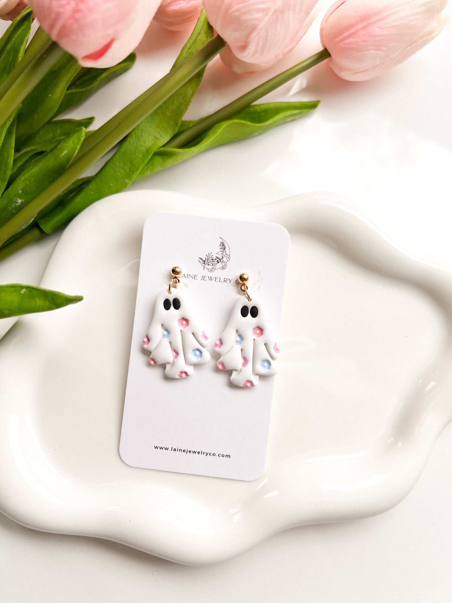Daisy Ghost Dangle