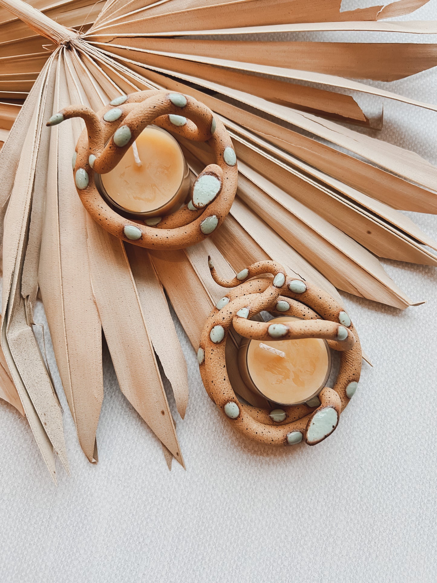 Carter & Rose Ceramic Snake Tealight