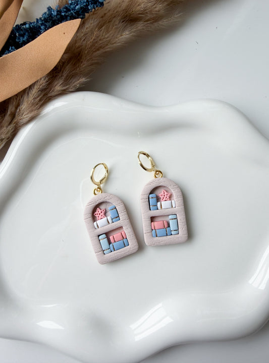 Beachy Bookshelf Earrings
