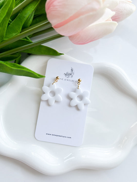 Daisy Donut Dangle