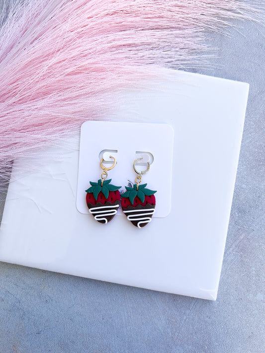 Chocolate Covered Strawberry Huggies